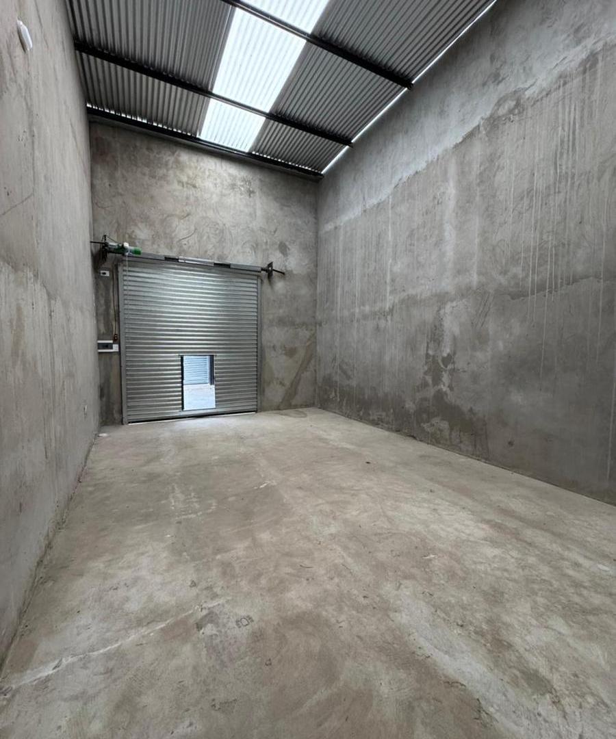 Foto de Alquiler Galpón comercial Fisherton, imagen 3