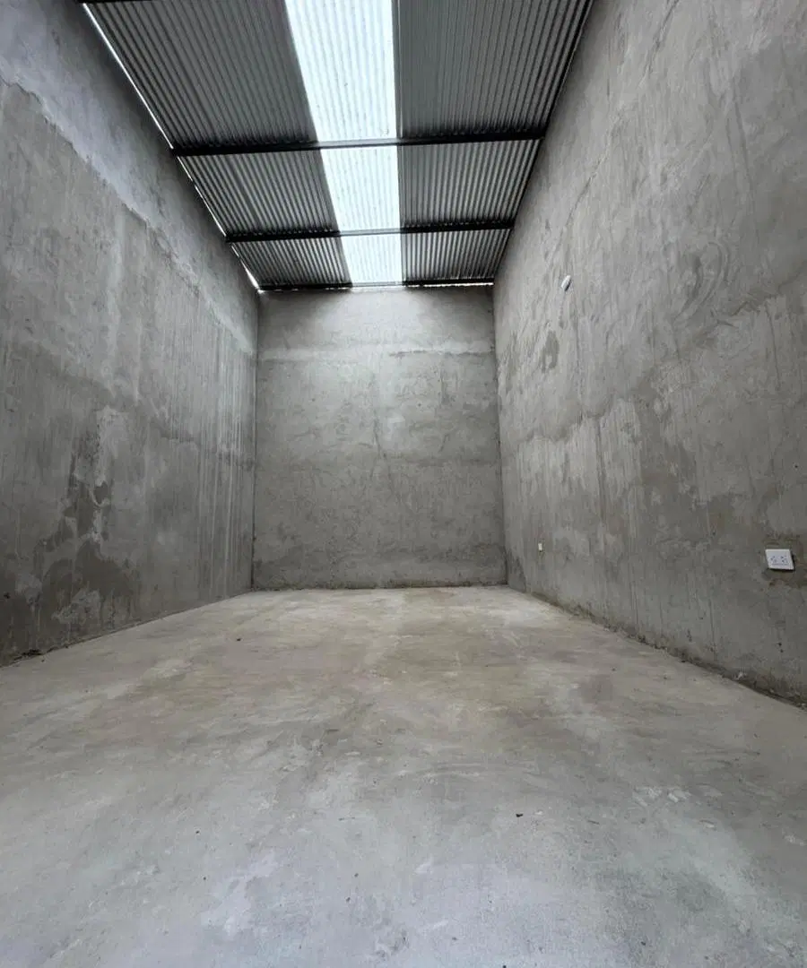 Alquiler Galpón comercial Fisherton 4