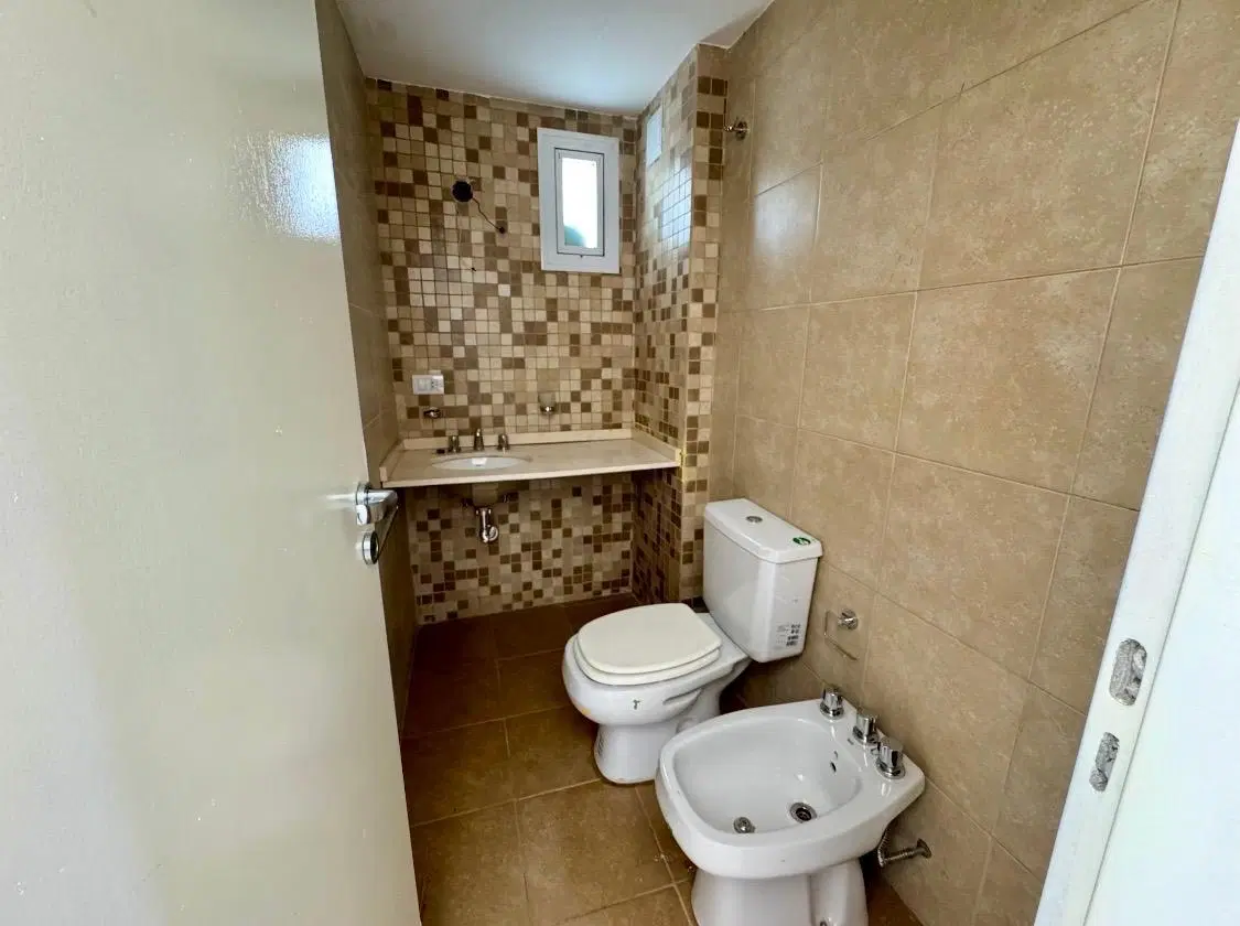 Alquiler departamento dos dormitorios con cochera - Cerrito 71 - Semipiso - Republica de la Sexta. 2