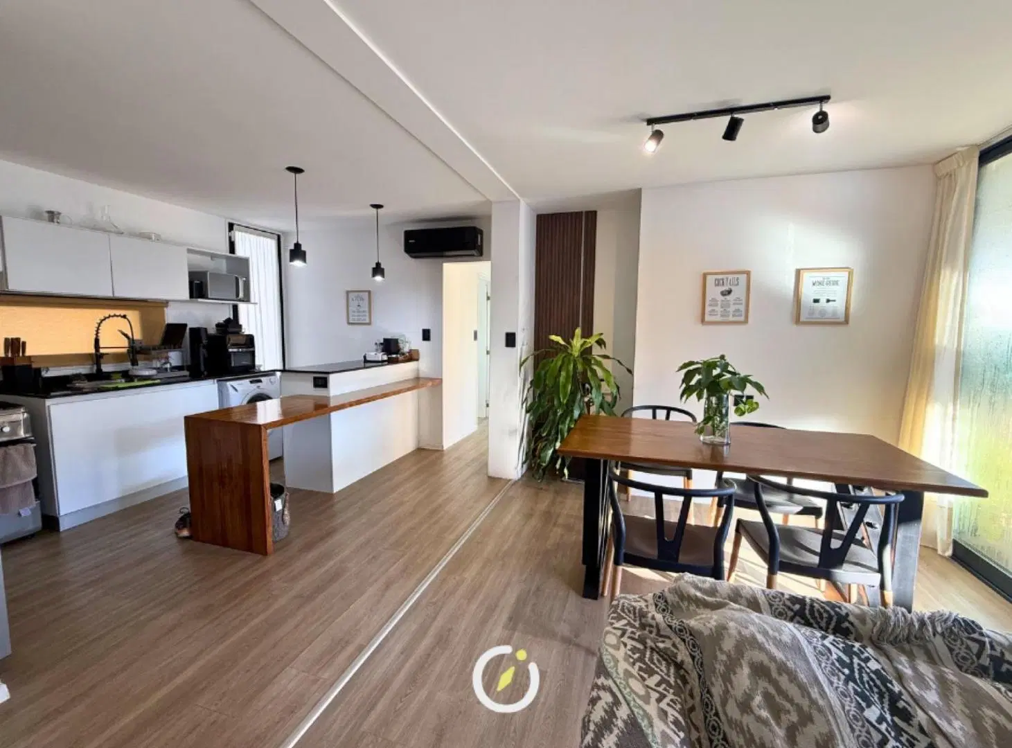 Casa - Fisherton 4