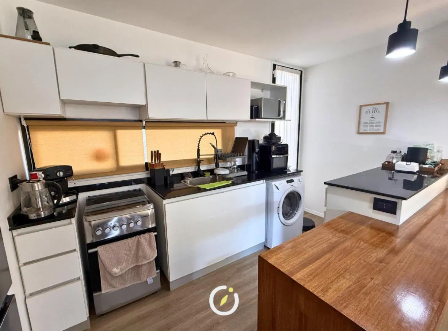 Casa - Fisherton 3