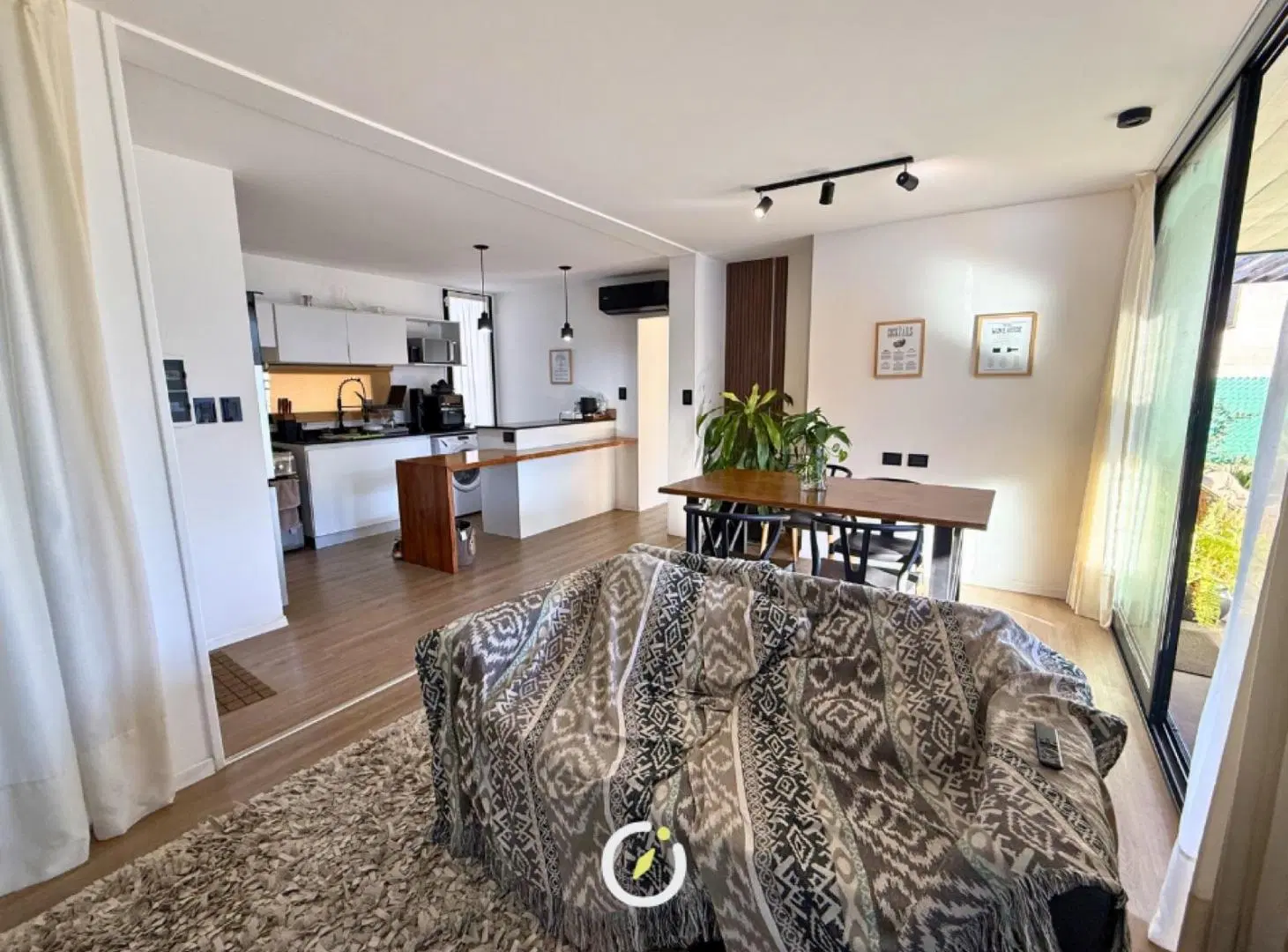 Casa - Fisherton 5