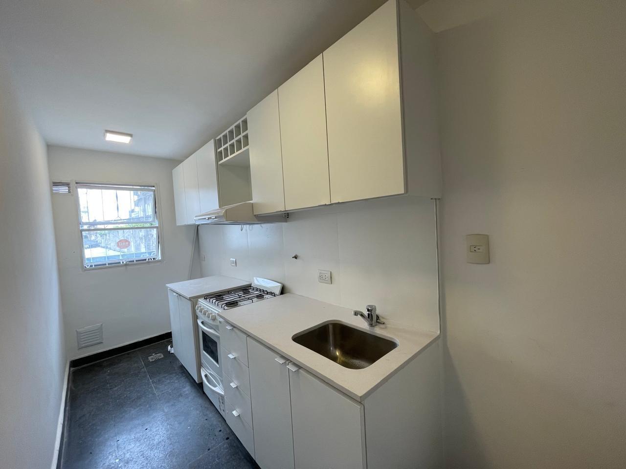 Foto de Departamento tres dormitorios Urquiza 1056, imagen 4