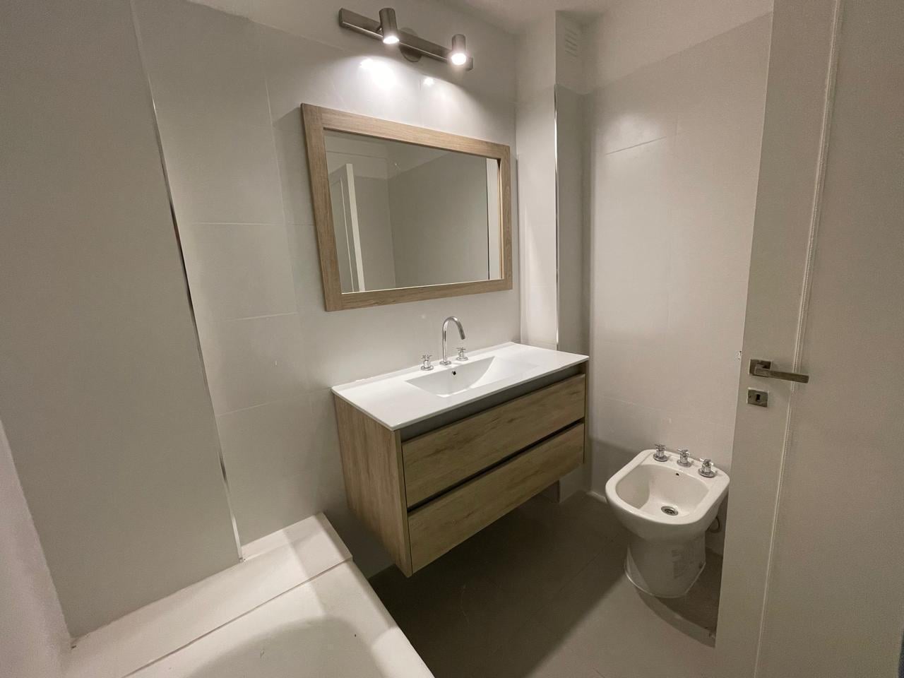 Foto de Departamento tres dormitorios Urquiza 1056, imagen 3