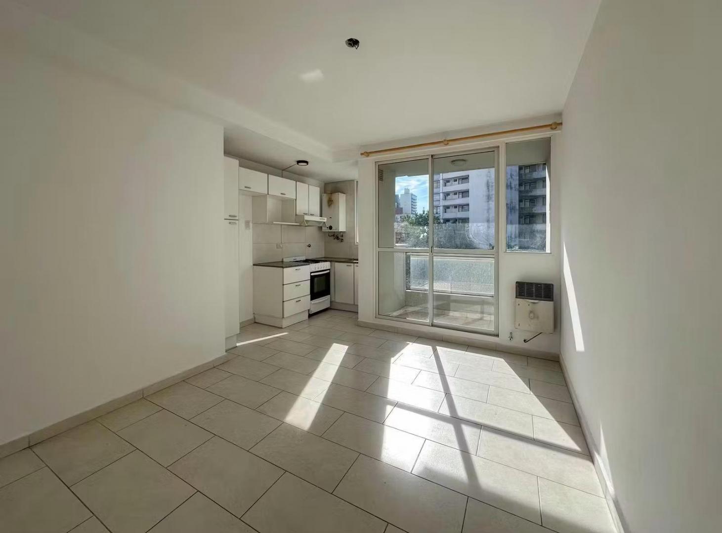 Foto de Departamento en Oportunidad 1 Dormitorio Doble Balcón Financiación en, imagen 1