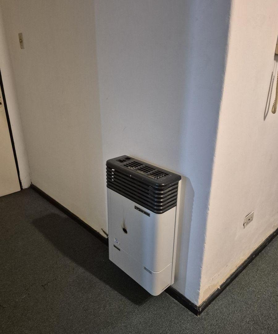 Foto de DEPARTAMENTO 1 DORMITORIO | COCINA SECTORIZADA | TERCER PISO | BAJAS, imagen 1