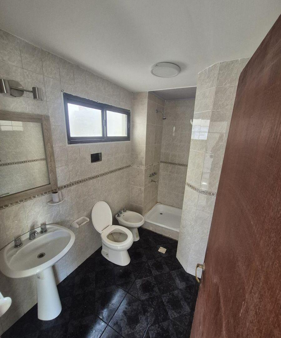 Foto de Alquila depto 1 Dorm. Sobre Boulevard, zona UNL., imagen 4
