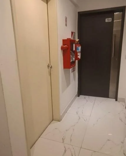 DEPARTAMENTO AMOBLADO AL FRENTE C/SUM Y LAUNDRY 5