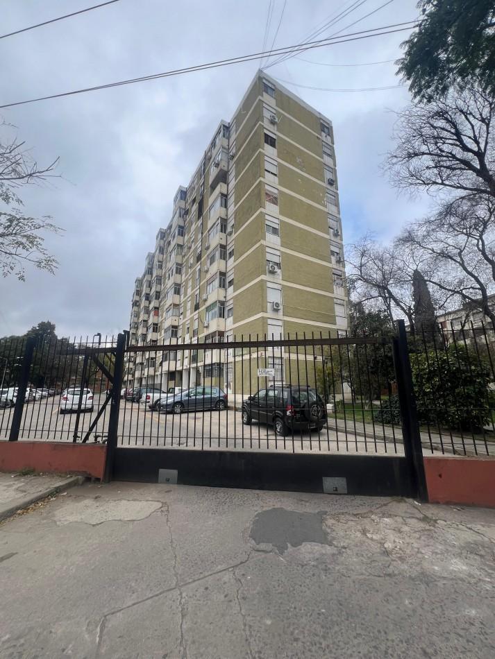 Excelente Departamento 3 Ambientes con Espacio Guardacoche - Barrio Mariano Moreno, Avellaneda