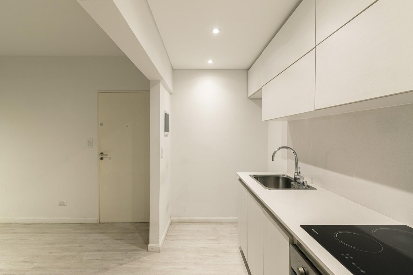 Foto de VENTA Departamento 2 Ambientes Avellaneda Centro - Excelente Ubicacion, imagen 3