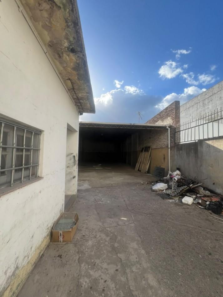 Foto de ALQUILER GALPON DE 300 M² - EXCELENTE UBICACION Y ACCESO, imagen 1
