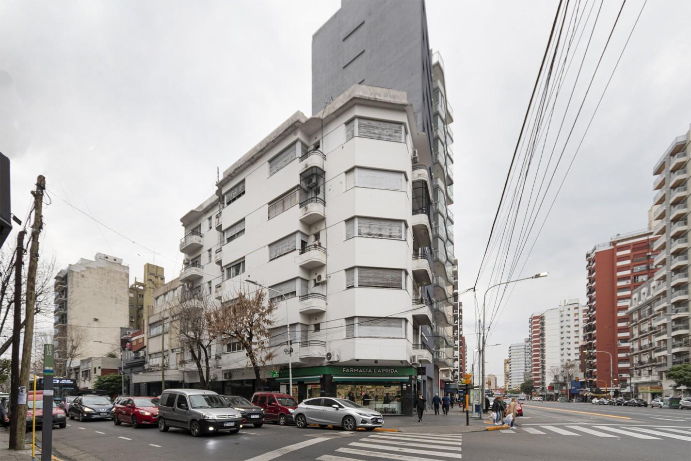 Foto de EXCELENTE 3 AMBIENTES CON BALCON AL FRENTE - AVELLANEDA CENTRO, imagen 3
