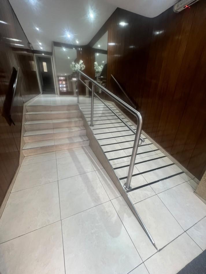 Foto de ALQUILER 2 AMBIENTES - EXCELENTE UBICACION EN AVELLANEDA CENTRO-A MEDIA, imagen 2