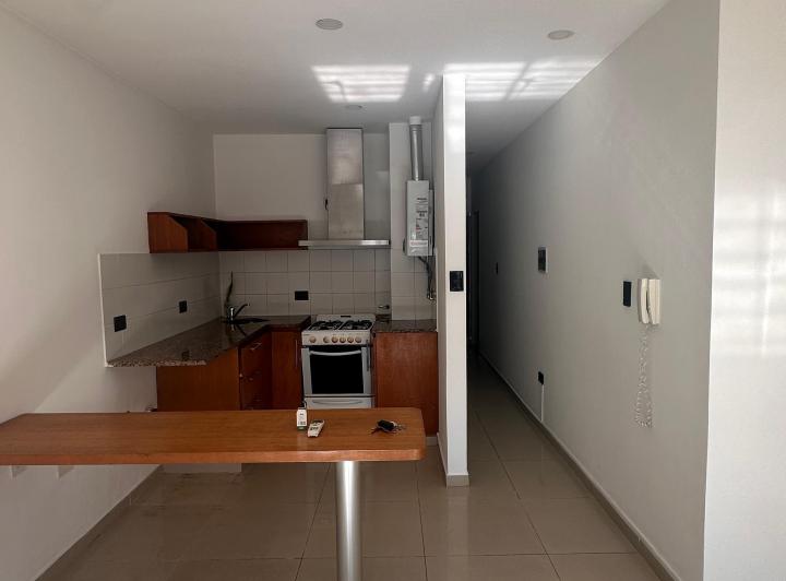 Departamento de 2 habitaciones en Alquiler con garage 2