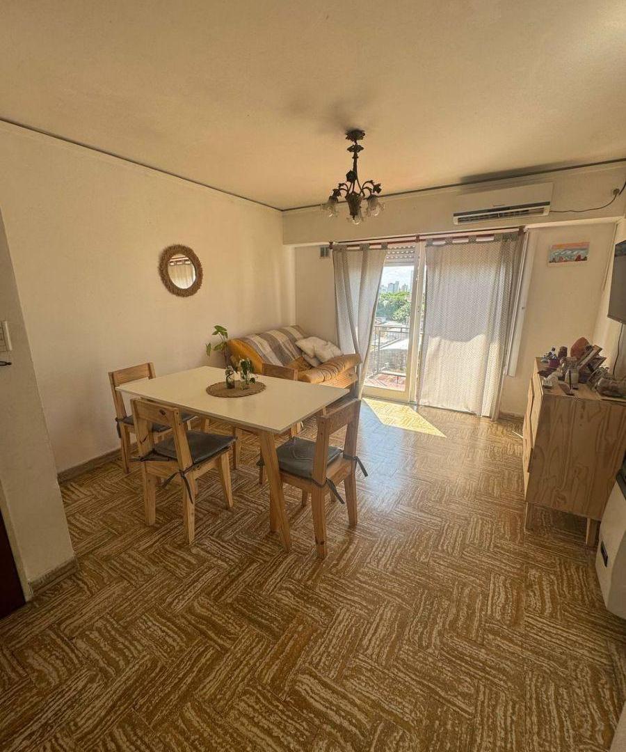 Departamento de 2 dormitorios en venta en La Plata