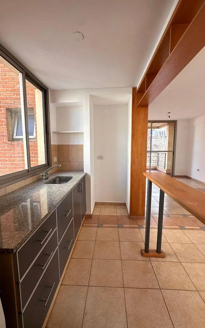 Departamento de 1 habitación con balcón y lavadero en alquiler 3