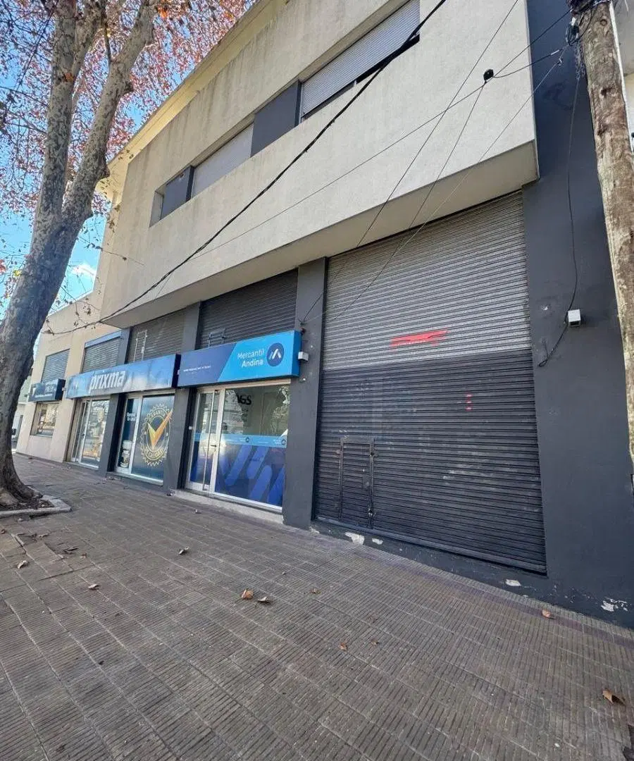 Local en alquiler Diagonal 74 21 y 22 La Plata 2