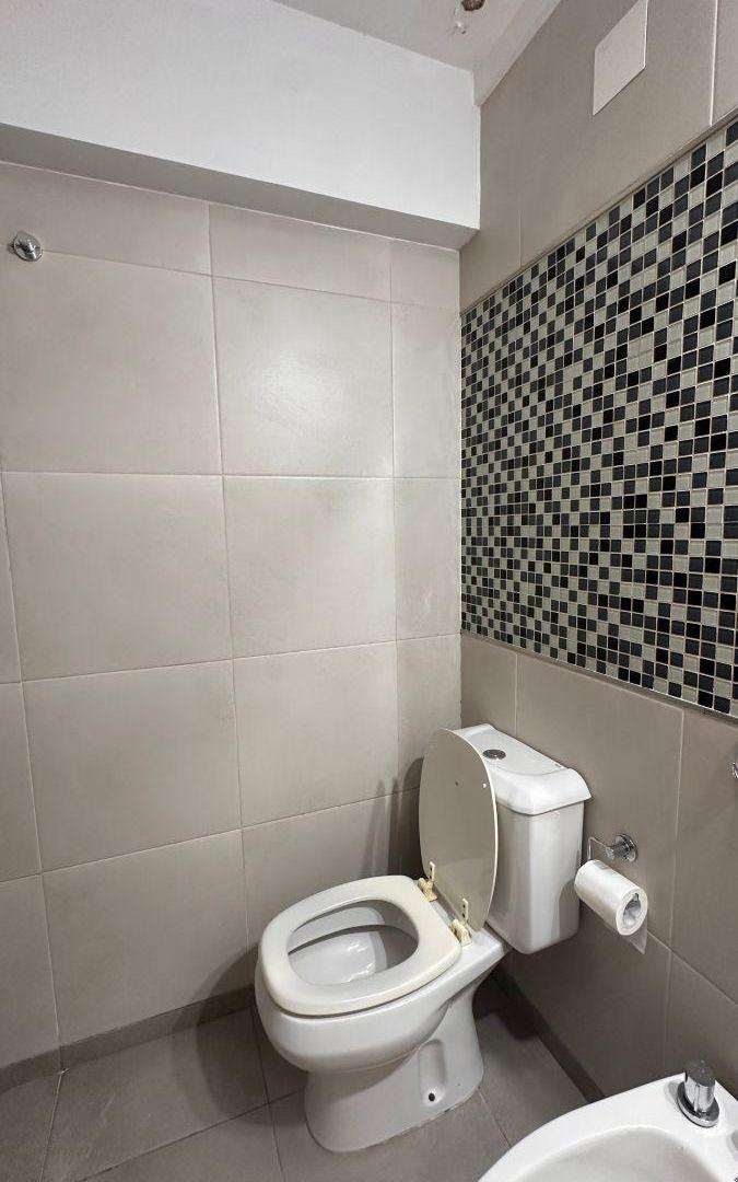 Foto de Departamento de 2 habitaciones con cochera y garage, imagen 4