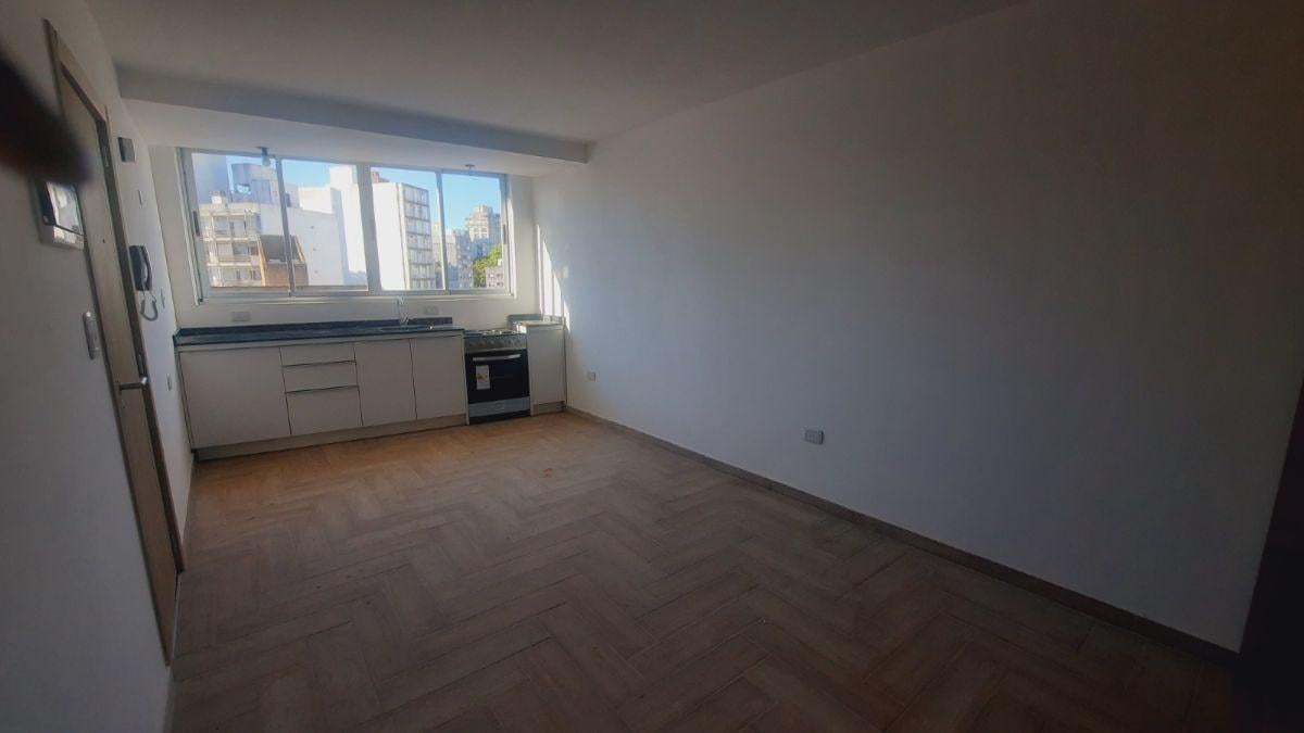 Foto de Monoambiente en venta en el casco Urbano De La Ciudad de La Plata, imagen 2