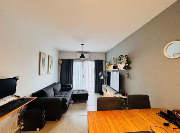 Venta departamento dos ambientes Moreno 2