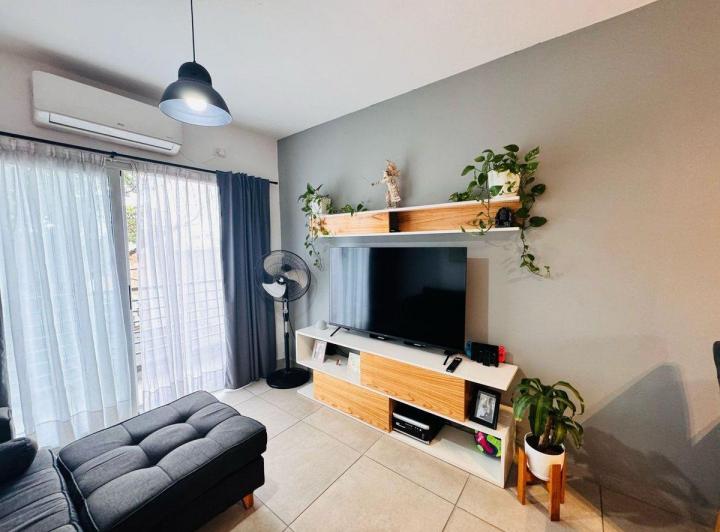 Venta departamento dos ambientes Moreno 4