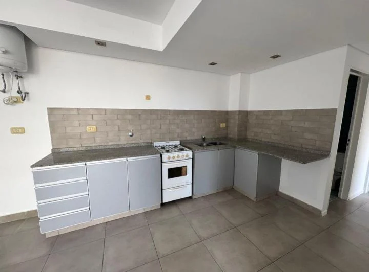 Departamento Alquiler Moron 3 Ambientes Cochera 4