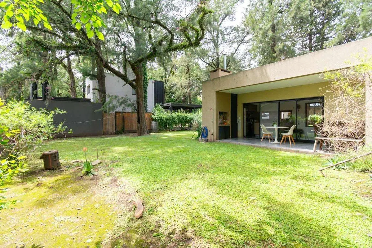 VENTA CASA 4 AMBIENTES COMPLEJO CERRADO P. LELOIR 3