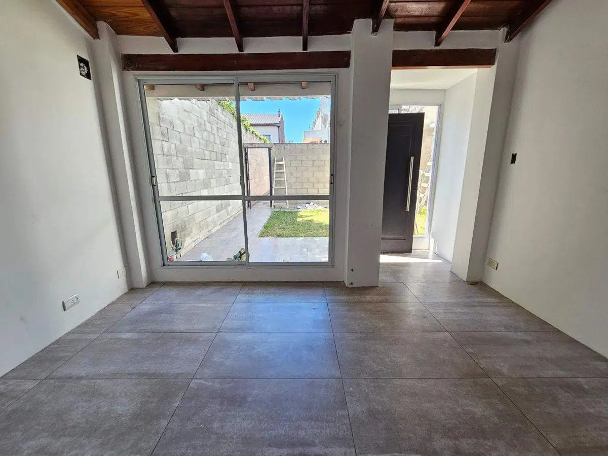 VENTA PH 4 AMBIENTES VILLA LUZURIAGA  CON PATIO 4