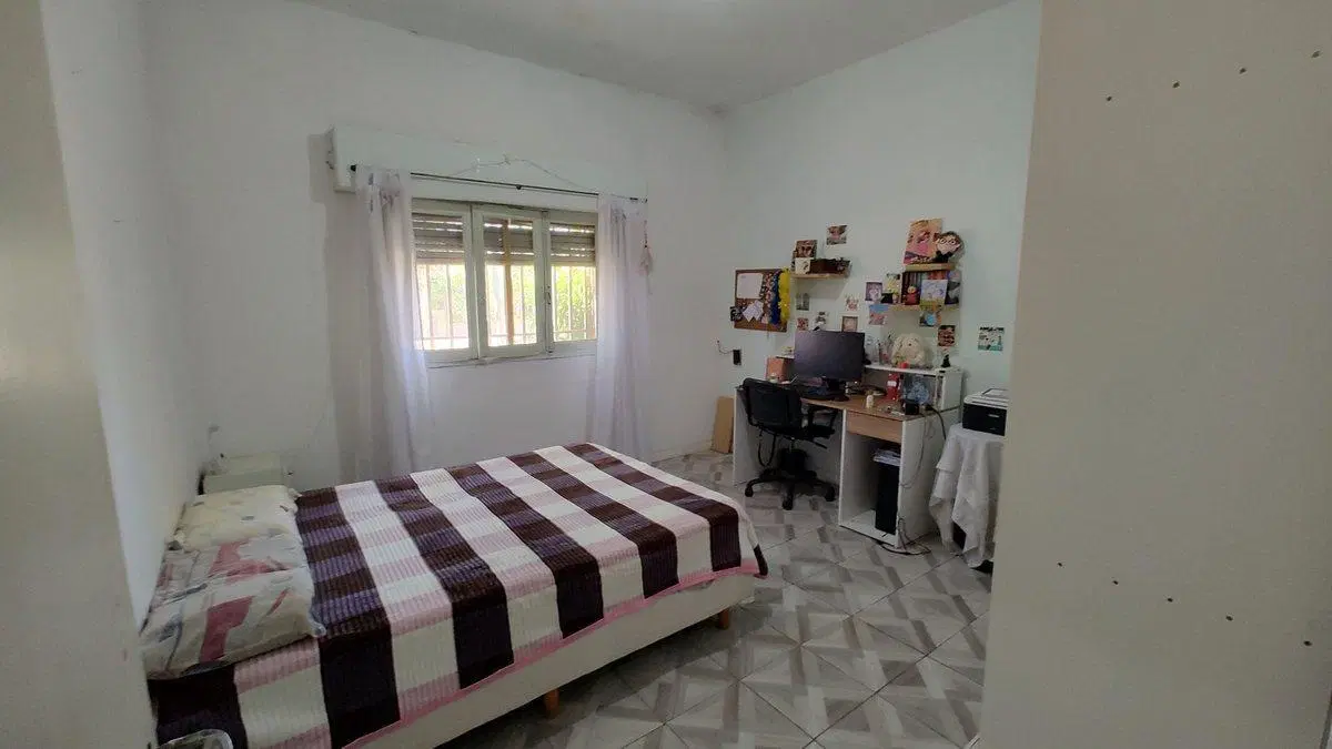 VENTA CASA 3 AMBIENTES, EL PALOMAR, APTO CREDITO! 4