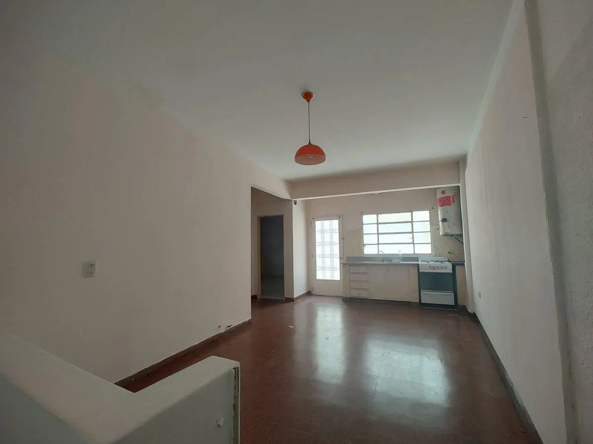VENTA DEPARTAMENTO PH 3 AMB.  MORON, APTO CREDITO! 2