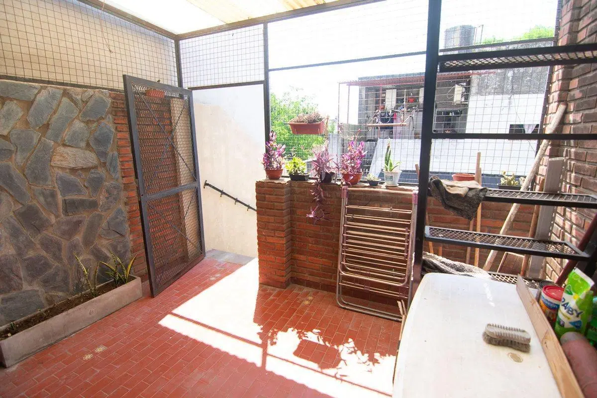 VENTA DEPARTAMENTO PH 3 AMBIENTES MORON 2