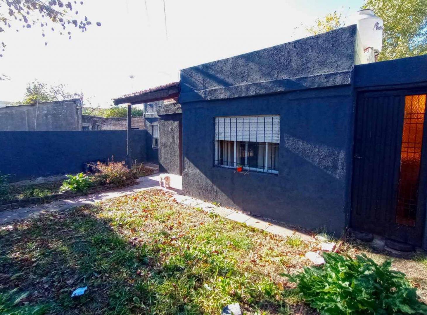 CASA 4 AMBIENTES EN VILLA TESEI – OPORTUNIDAD