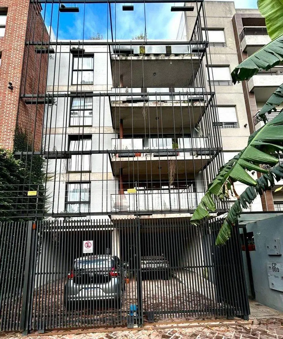 VENTA DEPARTAMENTO 3 AMBIENTES CASTELAR C/COCHERA 2