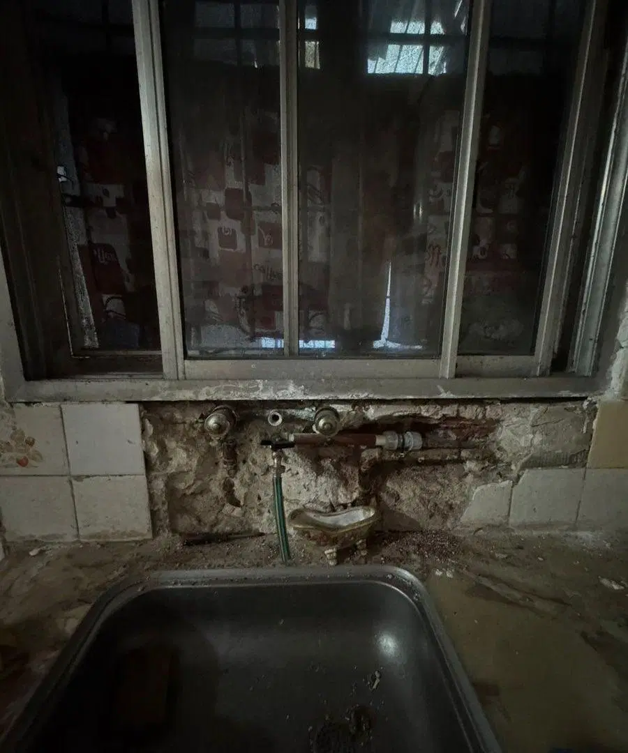 VENTA CASA 3 AMBIENTES  CASTELAR A REFACCIONAR 5