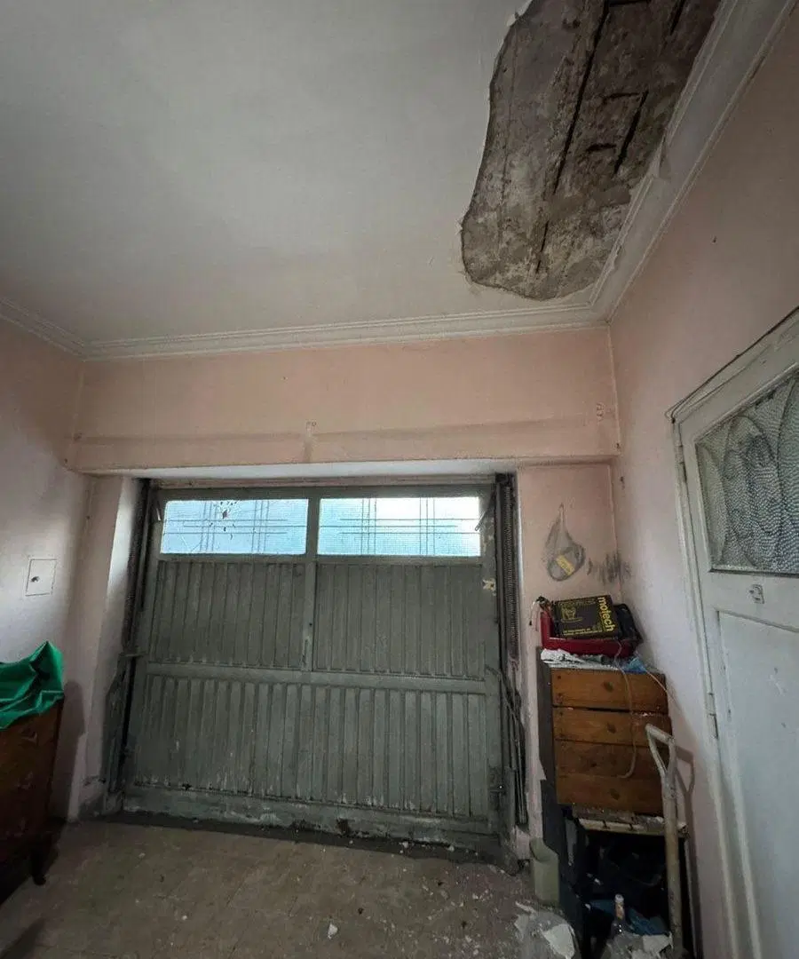 VENTA CASA 3 AMBIENTES  CASTELAR A REFACCIONAR 3