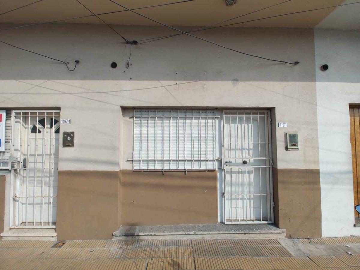 VENTA PH MONOAMBIENTE MORON, APTO CREDITO!