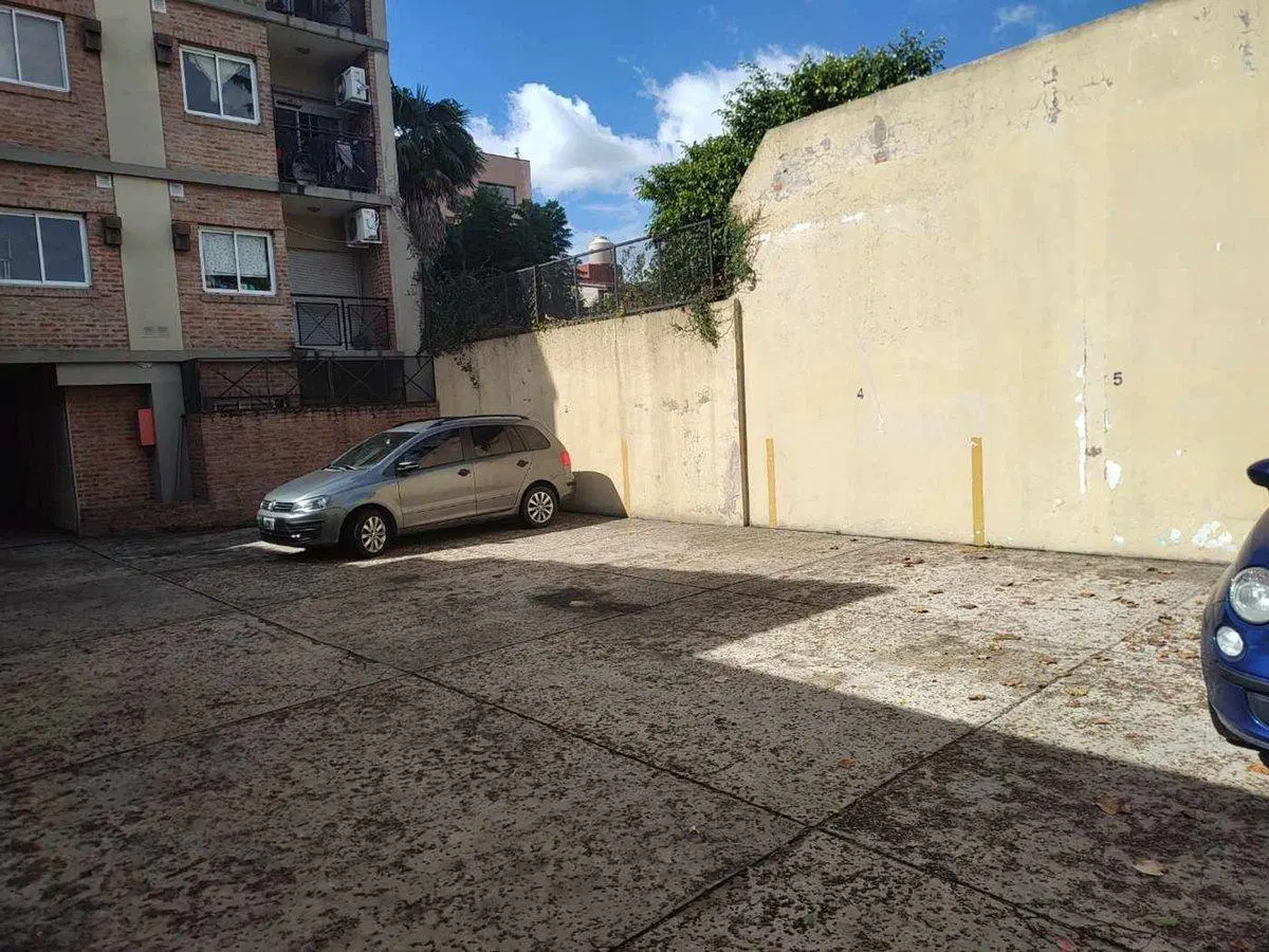 VENTA DEPARTAMENTO 2 AMBIENTES SAENZ PEÑA-COCHERA 4