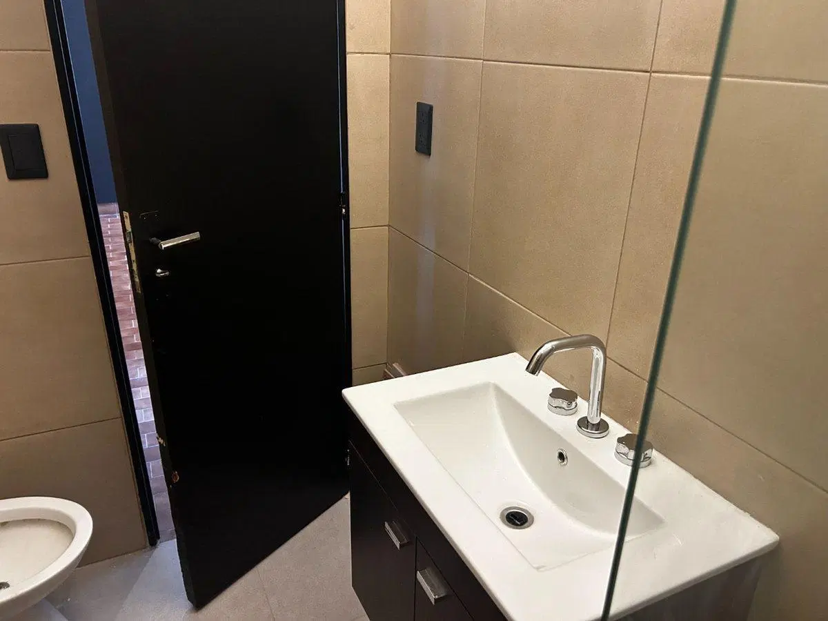 Departamento dos ambientes en Venta Ramos Mejía 5