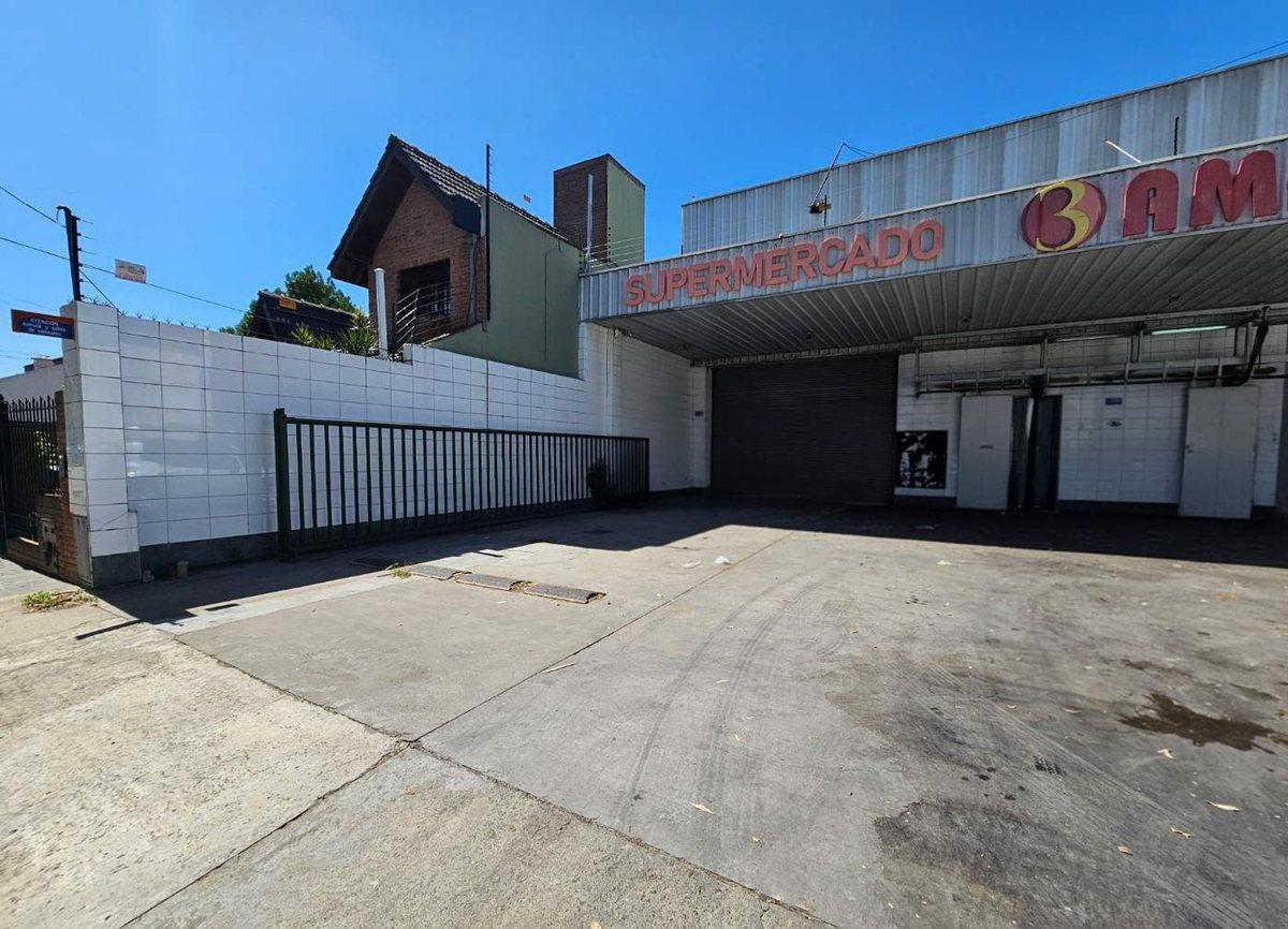 ALQUILER LOCAL GALPON DEPÓSITO 700M2 ITUZAINGO