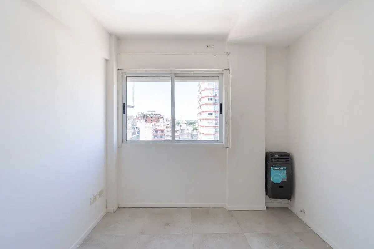 VENTA DEPARTAMENTO 2 AMBIENTES. FLORES CON BALCÓN 3