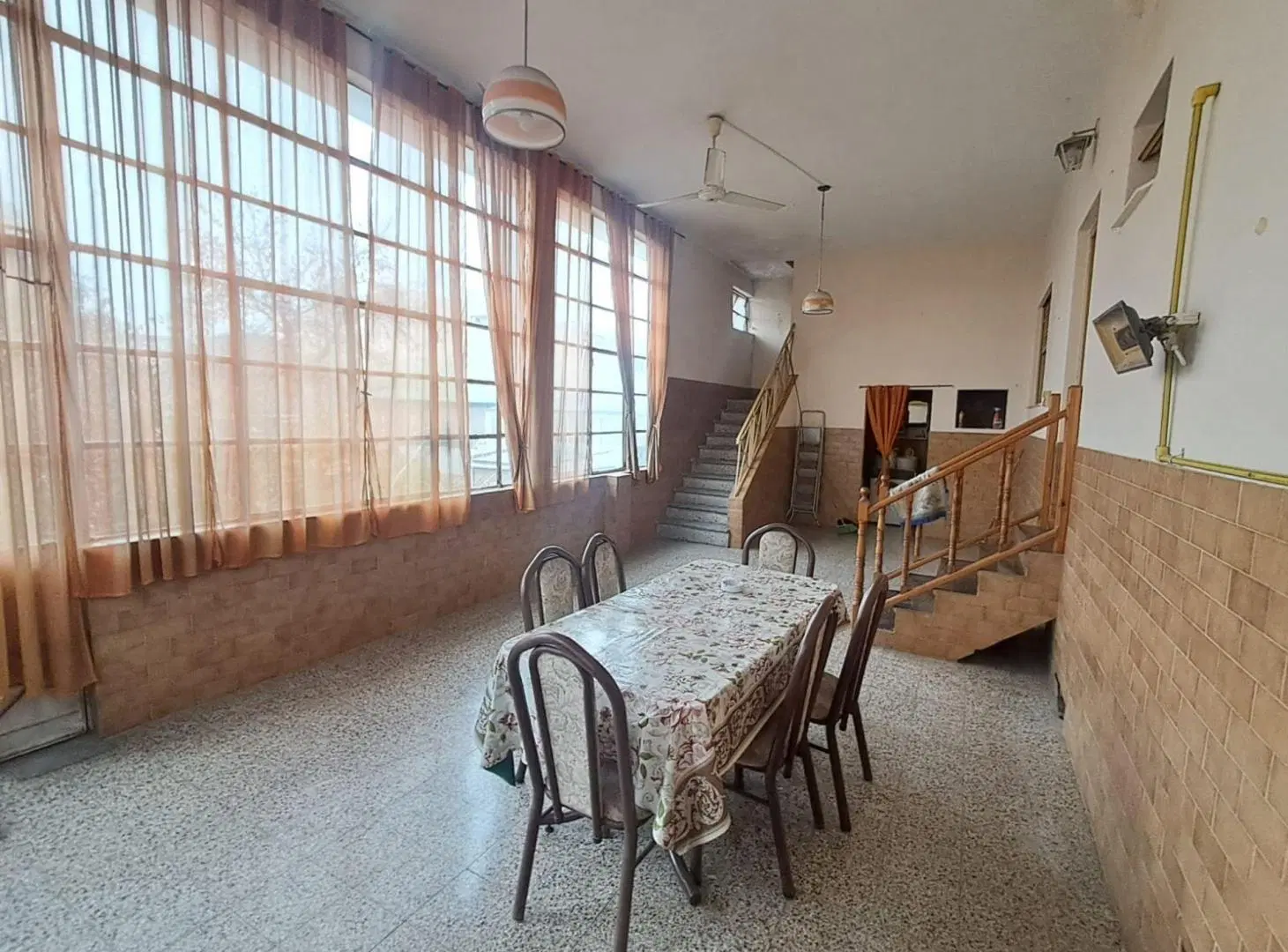 VENDE CASA MULTIFAMILIAR ISIDRO CASANOVA 2