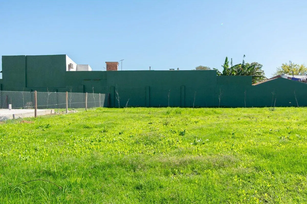 LOTE VENTA ITUZAINGO BARRIO CERRADO FINANCIA 372M2 4