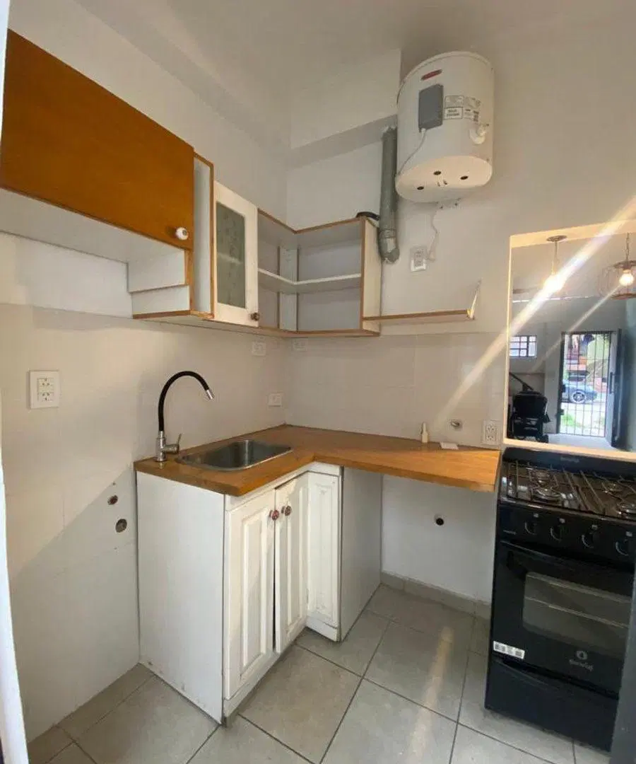 Venta departamento duplex 2 amb Castelar Norte 4