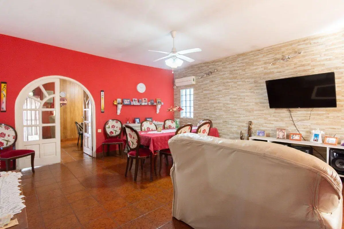 VENTA CASA CUATRO AMBIENTES CASTELAR QUINCHO 3