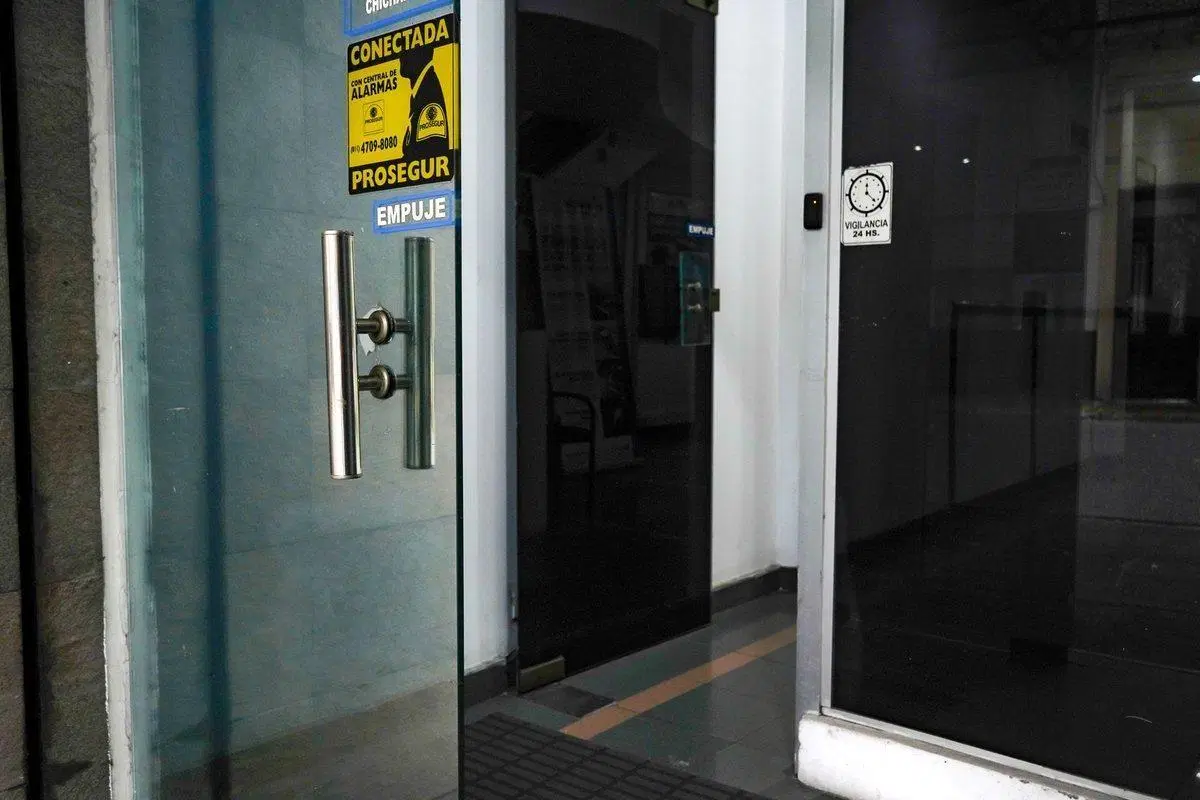 EDIFICIO CORPORATIVO | 1000 m² | 4
