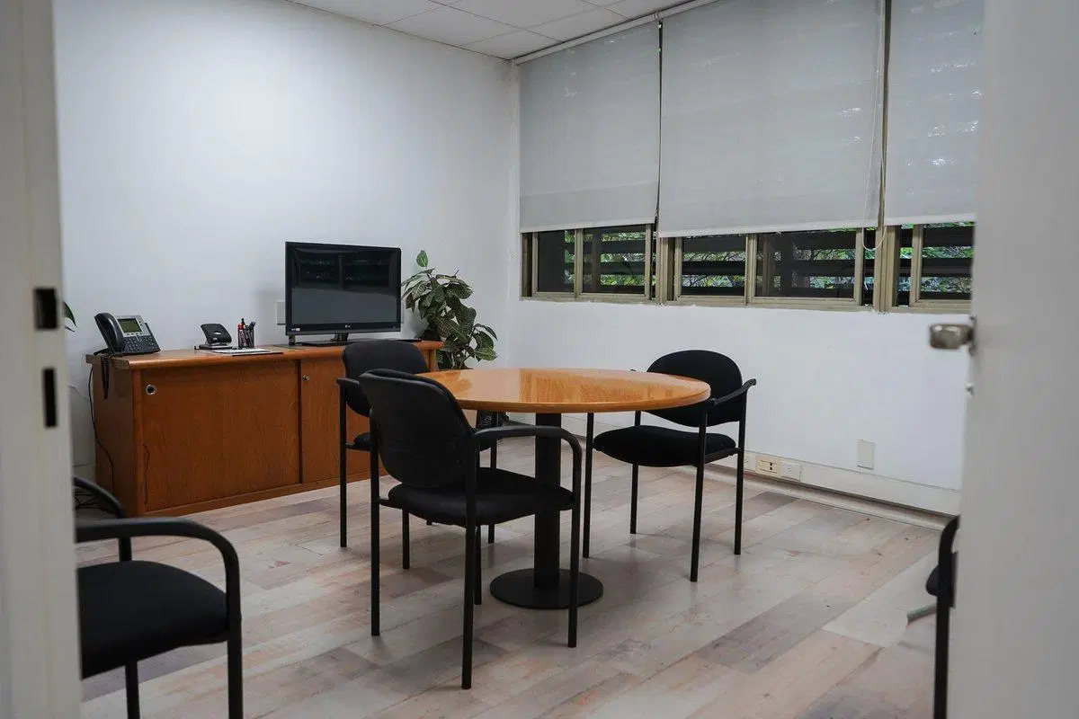 EDIFICIO CORPORATIVO | 1000 m² | 5