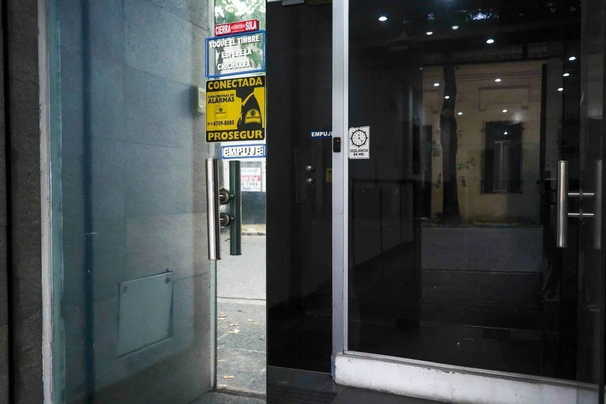 EDIFICIO CORPORATIVO | 1000 m² | 2