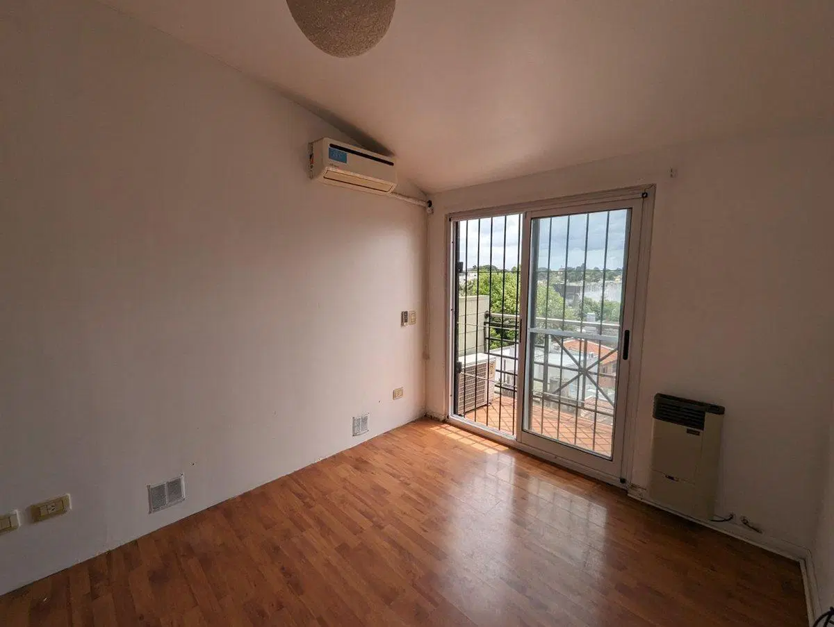 VENTA DUPLEX 4 AMBIENTES RAMOS MEJIA 3