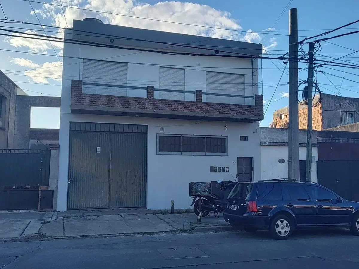 ALQUILER DEPARTAMENTO PH 3 AMBIENTES, MORON! 2