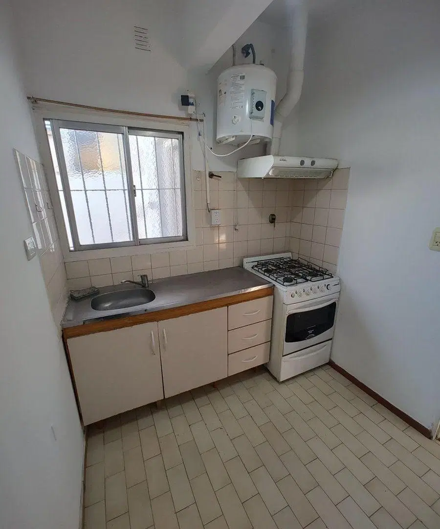 ALQUILER DEPARTAMENTO PH 3 AMBIENTES, MORON! 2